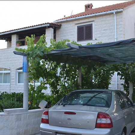Apartments Marino - Near Family Friendly Beach Supetar Kültér fotó