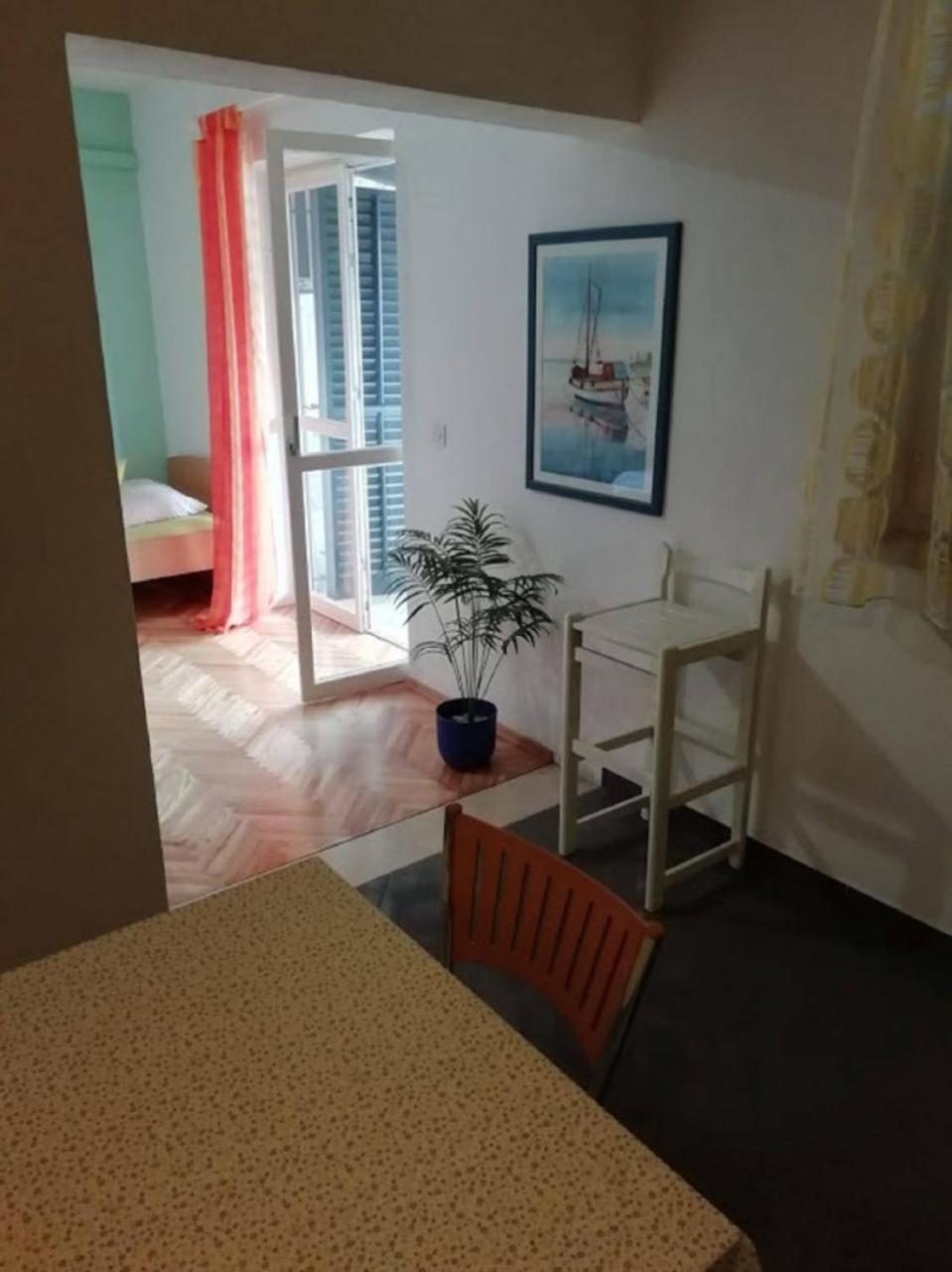 Apartments Marino - Near Family Friendly Beach Supetar Kültér fotó